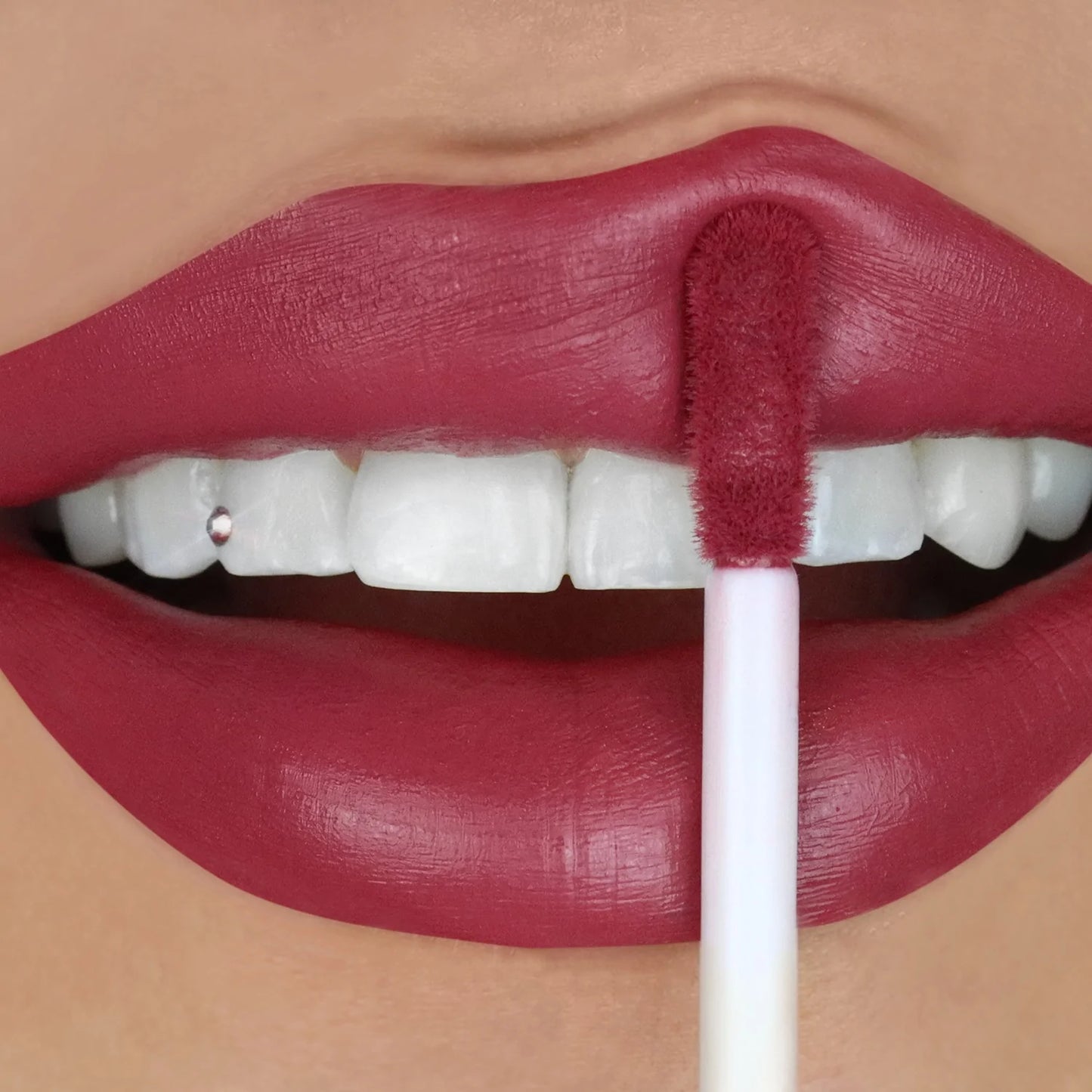 NOVA LIP PAINT