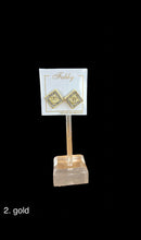 Load image into Gallery viewer, Inspired earrings of Cc