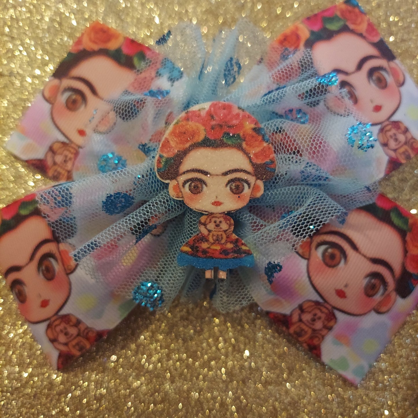 Frida bows