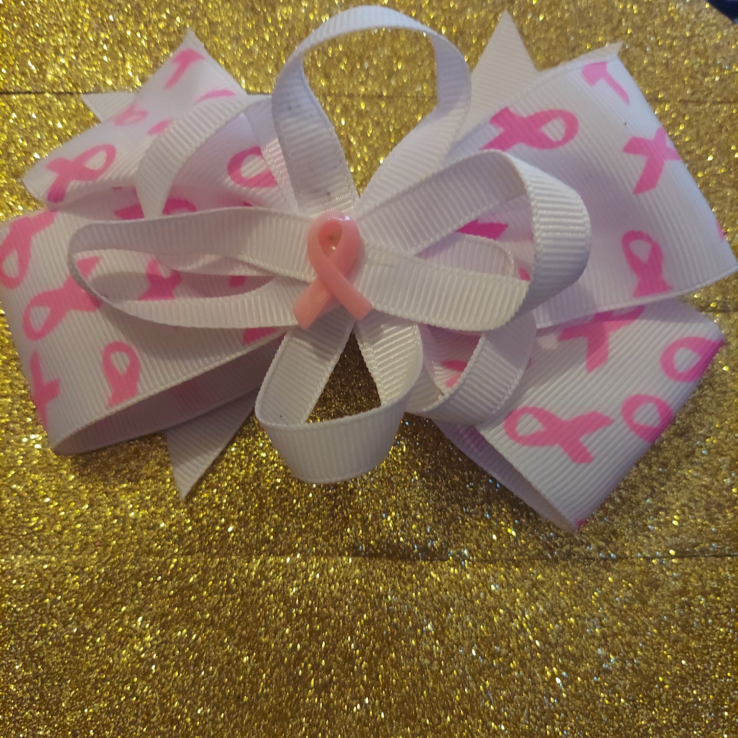 Pink cancer bows