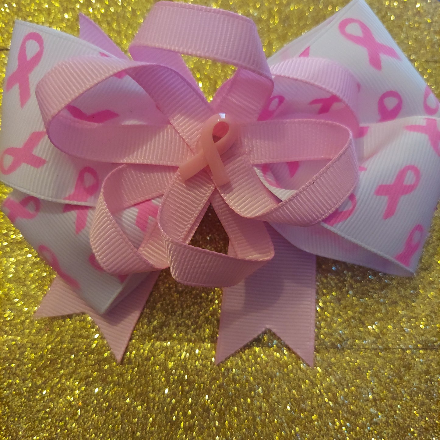 Pink cancer bows