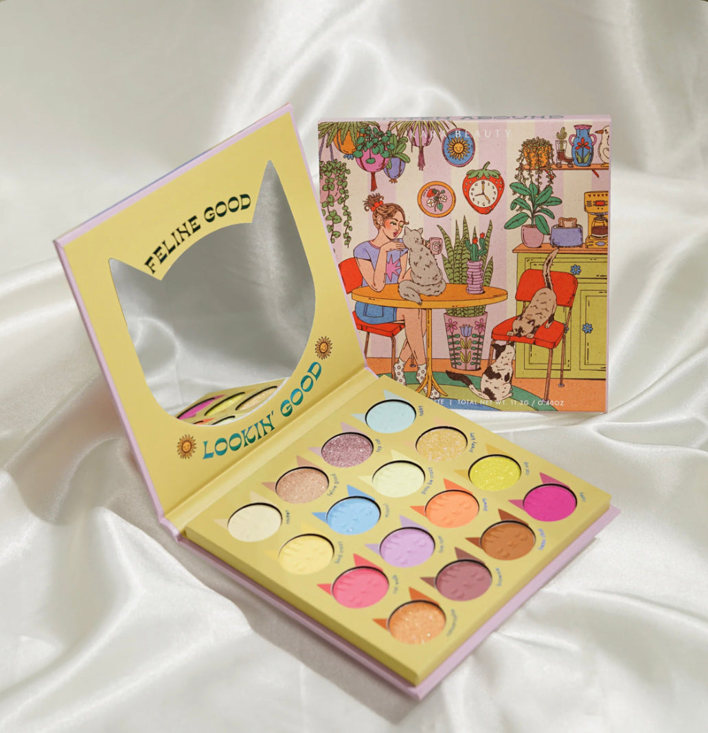 MOMENT TO PAWS Creative Beauty Eye Palette