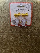 Load image into Gallery viewer, Halloween earrings
