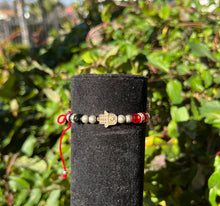 Load image into Gallery viewer, Owel bracelet
