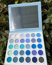 Load image into Gallery viewer, PRO21 RIGHT THE WAVE Eye Palette

