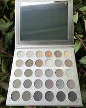Load image into Gallery viewer, PRO15 GODDESS NEM Eye Palette

