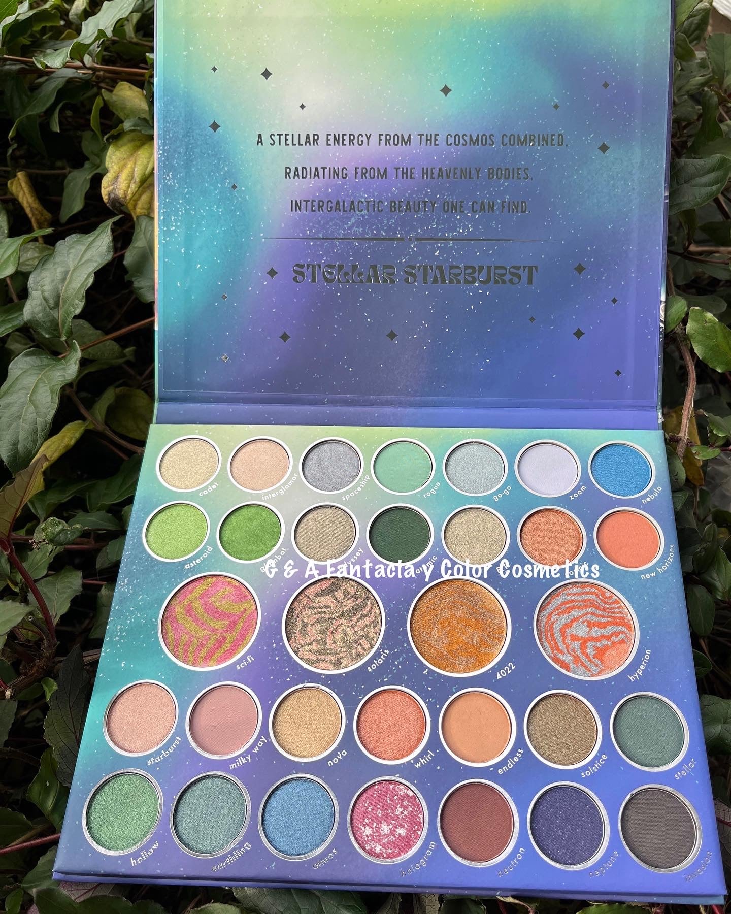 STELLAR STARBURST Creative Beauty Palette