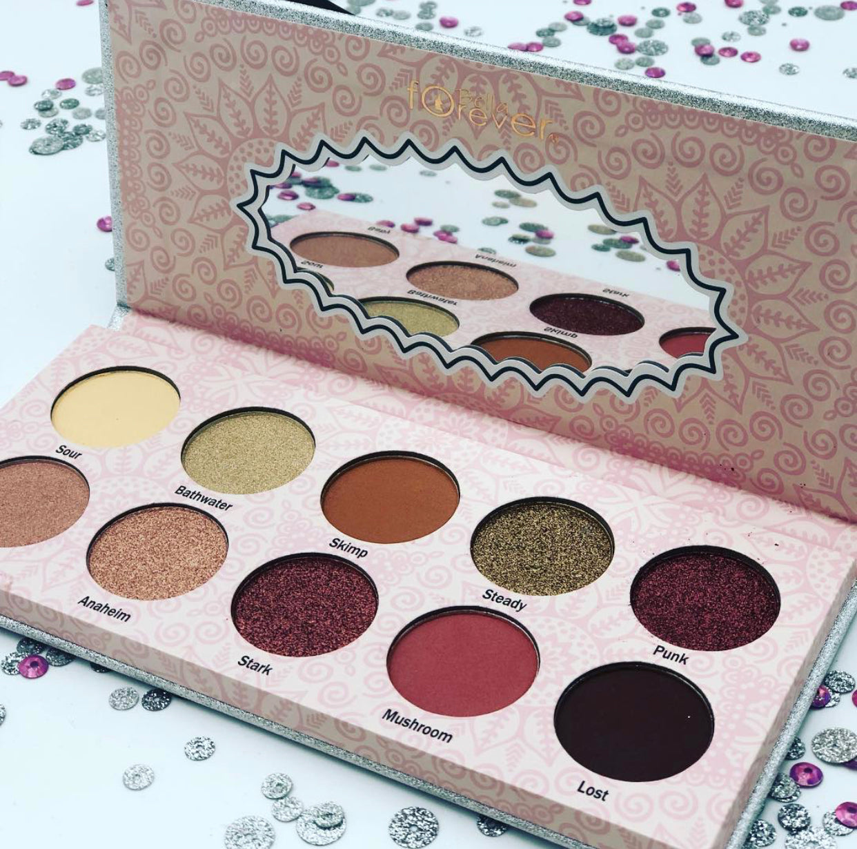 ETERNAL CHARM EYESHADOW BOOK PALETTE